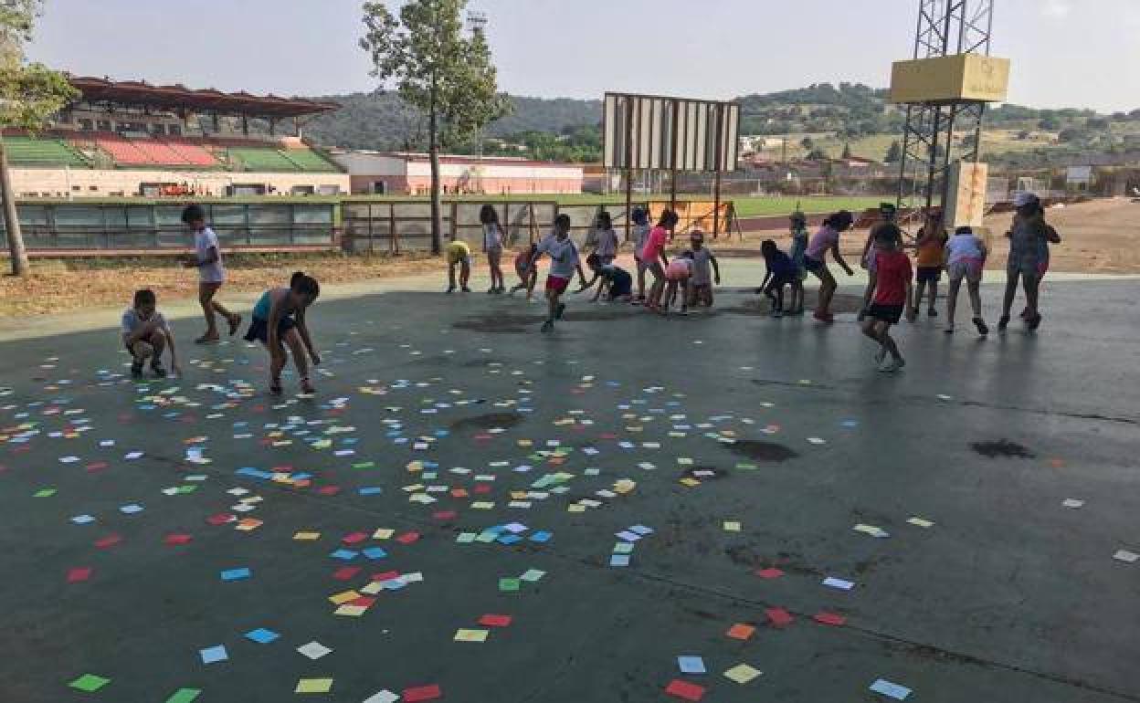 Durante las actividades del Campamento en anteriores ediciones. 