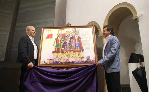Presentando su obra en 2015, en apoyo al proyecto de la Cofradía de Nuestro Padre Jesús Nazareno para la adquisición de una túnica a su titular.