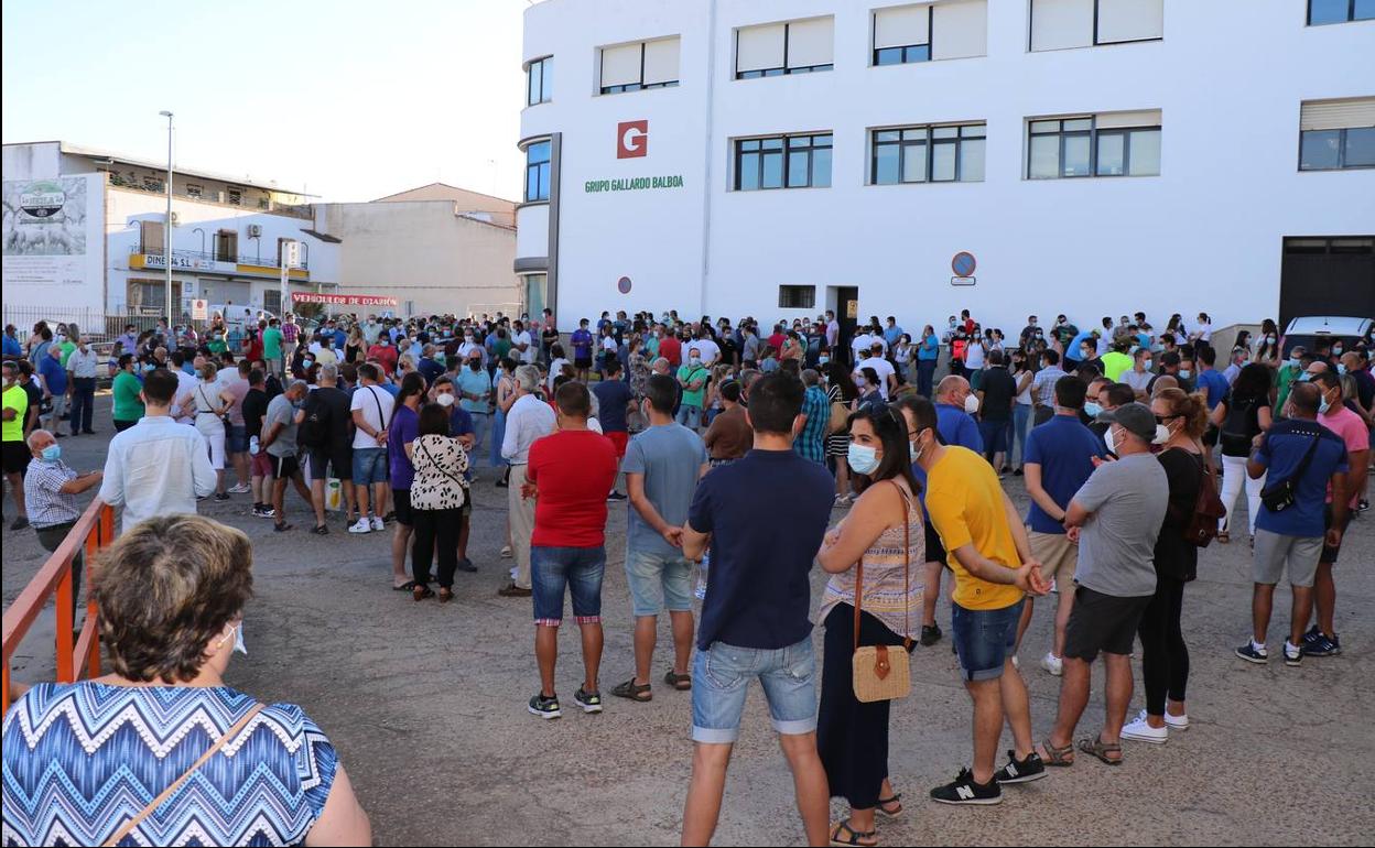 Trabajadores del Grupo Gallardo en la concentración celebrada el pasado miércoles a favor del empleo.