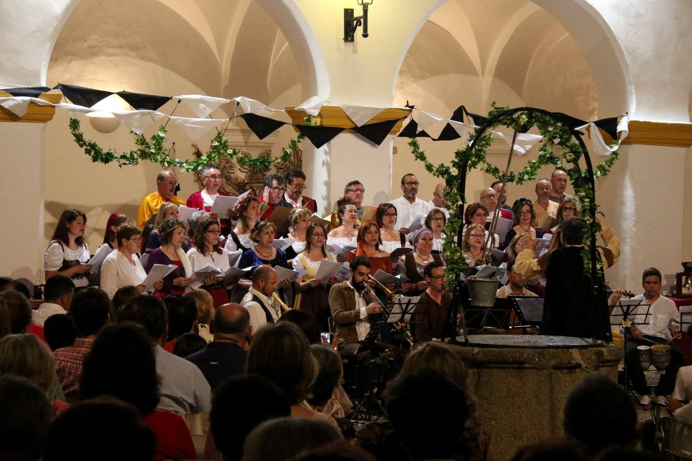 Concierto de la Asociación Musical de Jerez de los Caballeros en el cierre del Festiva Templario.