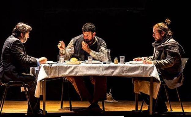 Escena de 'El Convidado'.