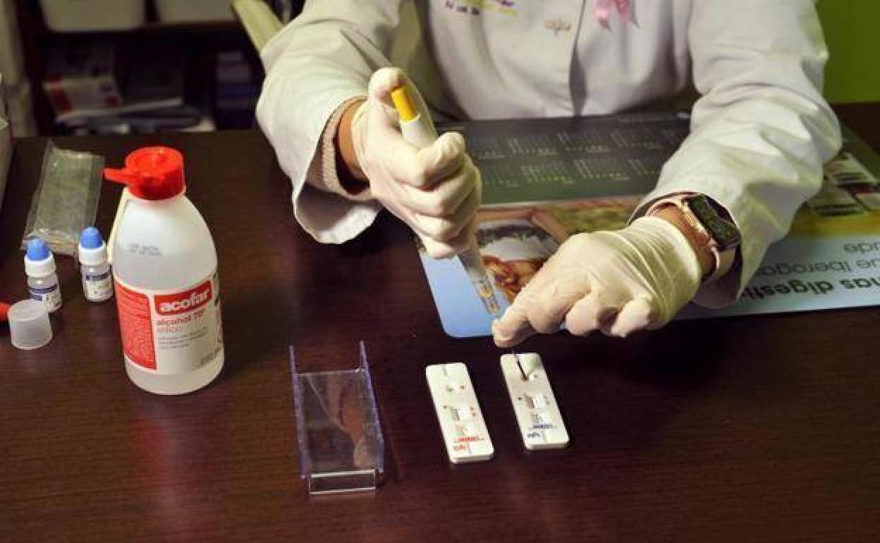 Salud Pública notifica 10 nuevos casos positivos por Covid-19 en Jerez y 1 en Brovales