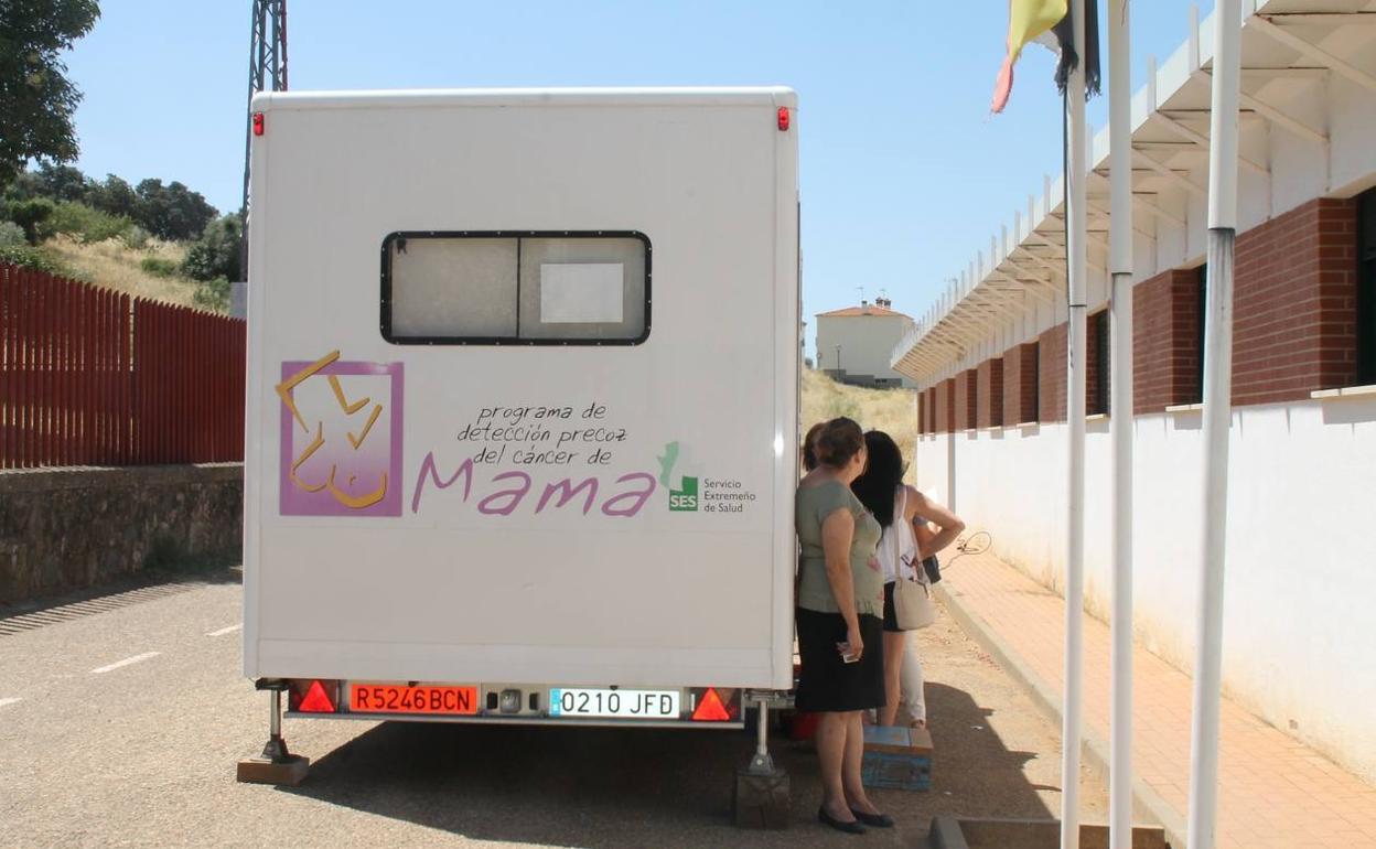 Unidad móvil en Jerez de los Caballeros. 