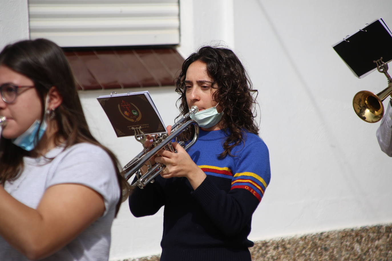 Fotos: Los sones cofrades resuenan con fervor y júbilo en el CEIP &#039;El Rodeo&#039;
