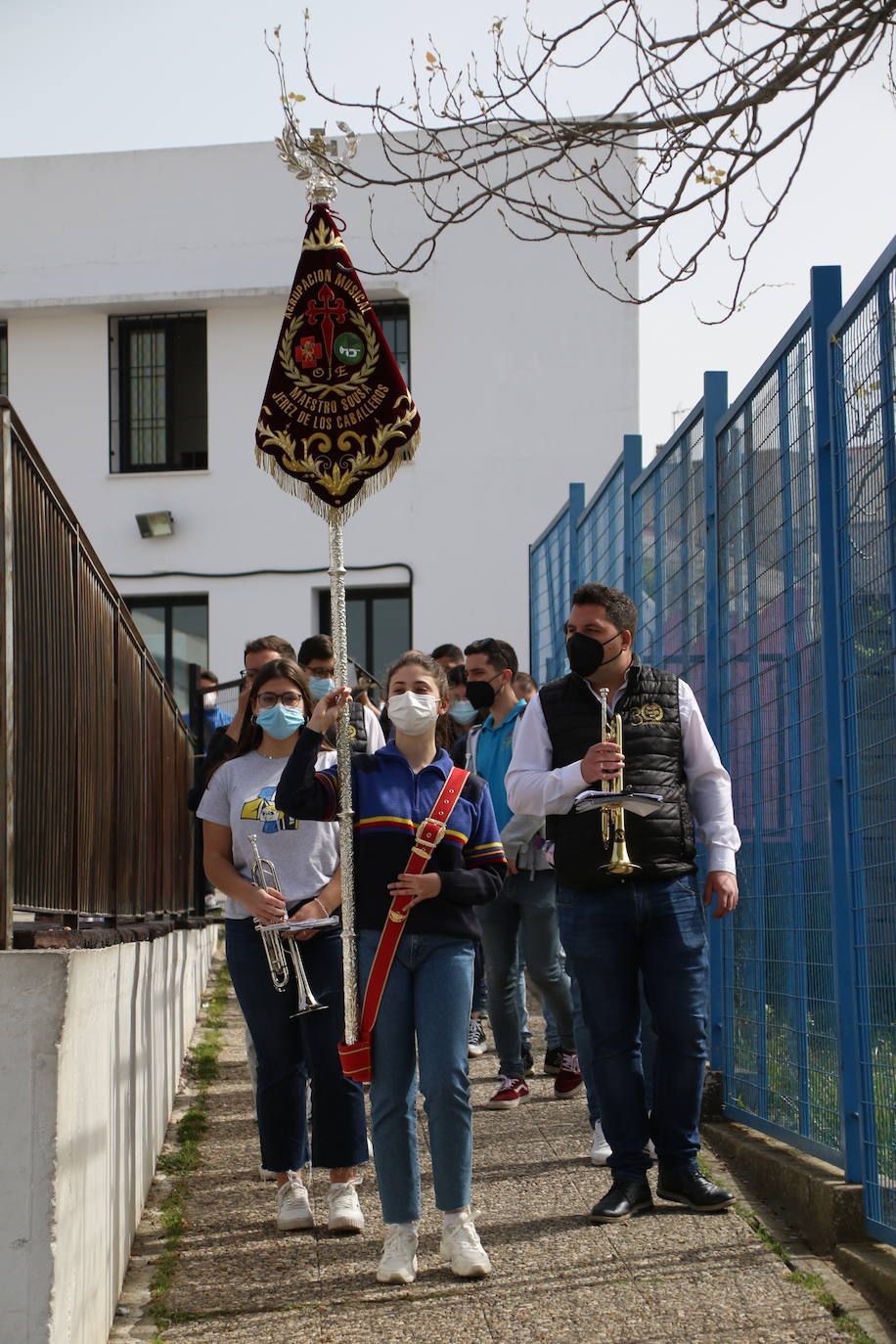 Fotos: Los sones cofrades resuenan con fervor y júbilo en el CEIP &#039;El Rodeo&#039;