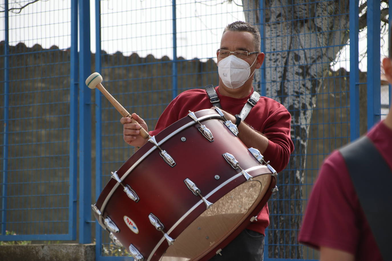 Fotos: Los sones cofrades resuenan con fervor y júbilo en el CEIP &#039;El Rodeo&#039;