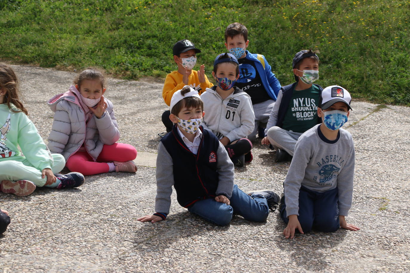 Fotos: Los sones cofrades resuenan con fervor y júbilo en el CEIP &#039;El Rodeo&#039;