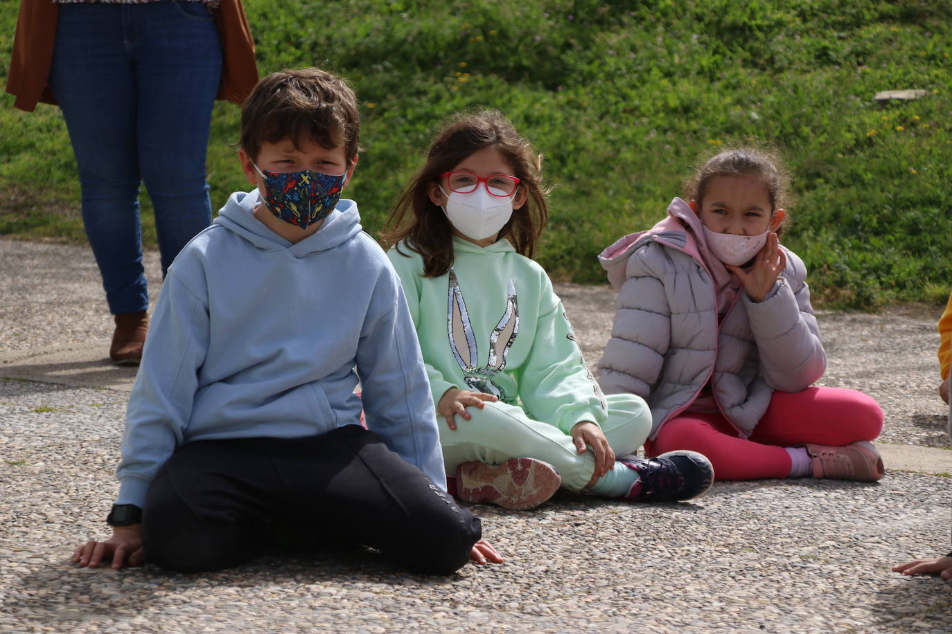 Fotos: Los sones cofrades resuenan con fervor y júbilo en el CEIP &#039;El Rodeo&#039;