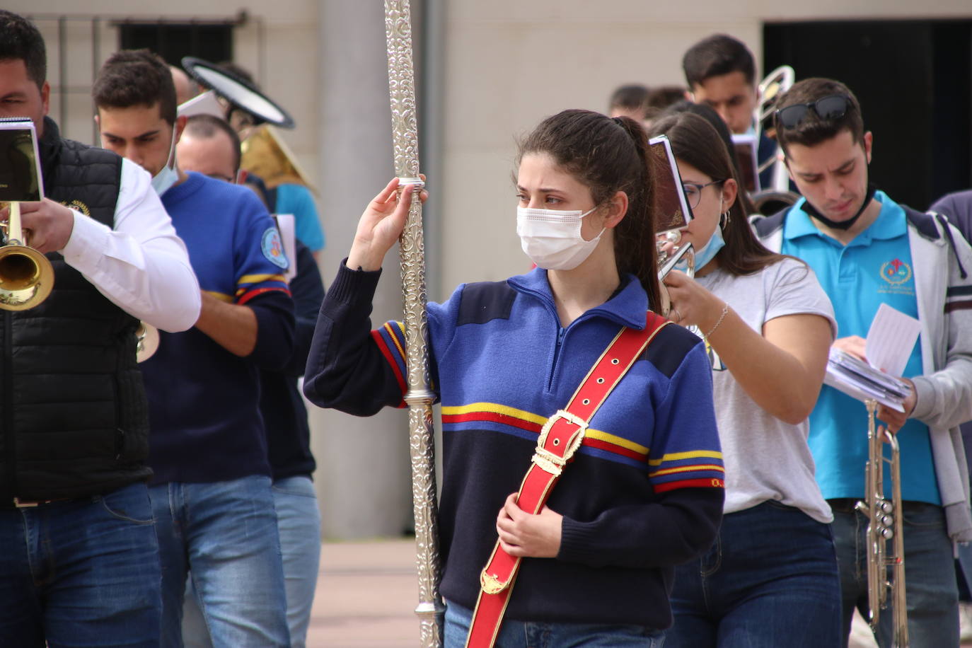 Fotos: Los sones cofrades resuenan con fervor y júbilo en el CEIP &#039;El Rodeo&#039;