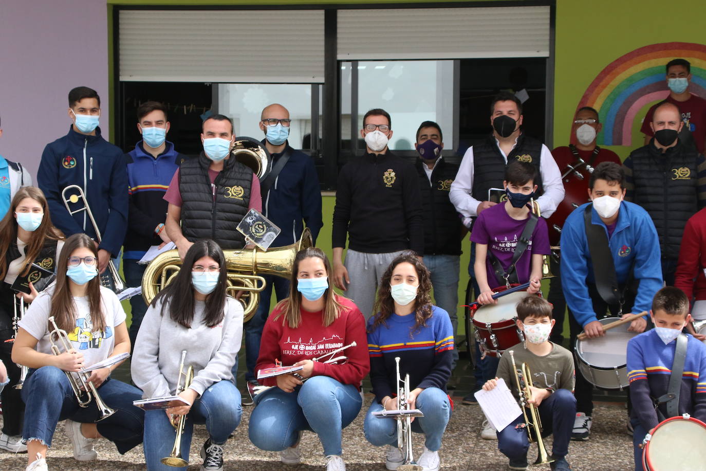 Fotos: Los sones cofrades resuenan con fervor y júbilo en el CEIP &#039;El Rodeo&#039;