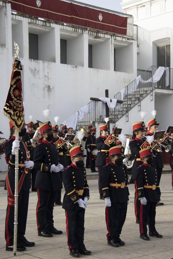Fotos: La Plaza de la Alcazaba acoge varios conciertos de bandas con un fin solidario