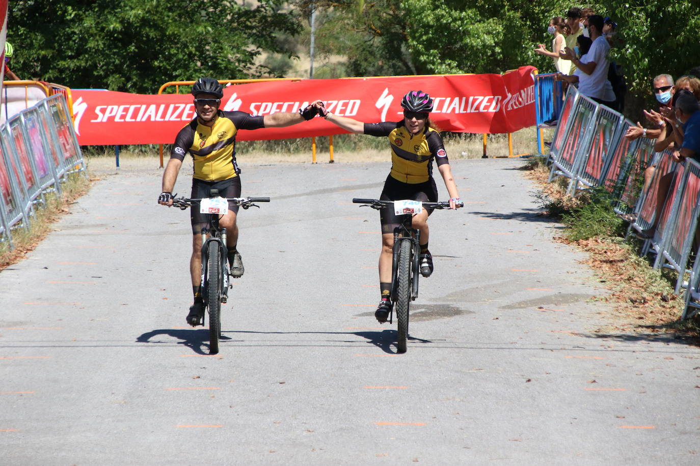 Fotos: El IX Maratón Templario BTT Open de España reúne a 450 participantes