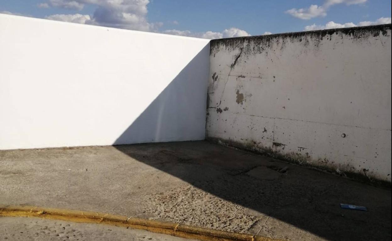 Lugar donde se encontraban los contenedores de basura. 