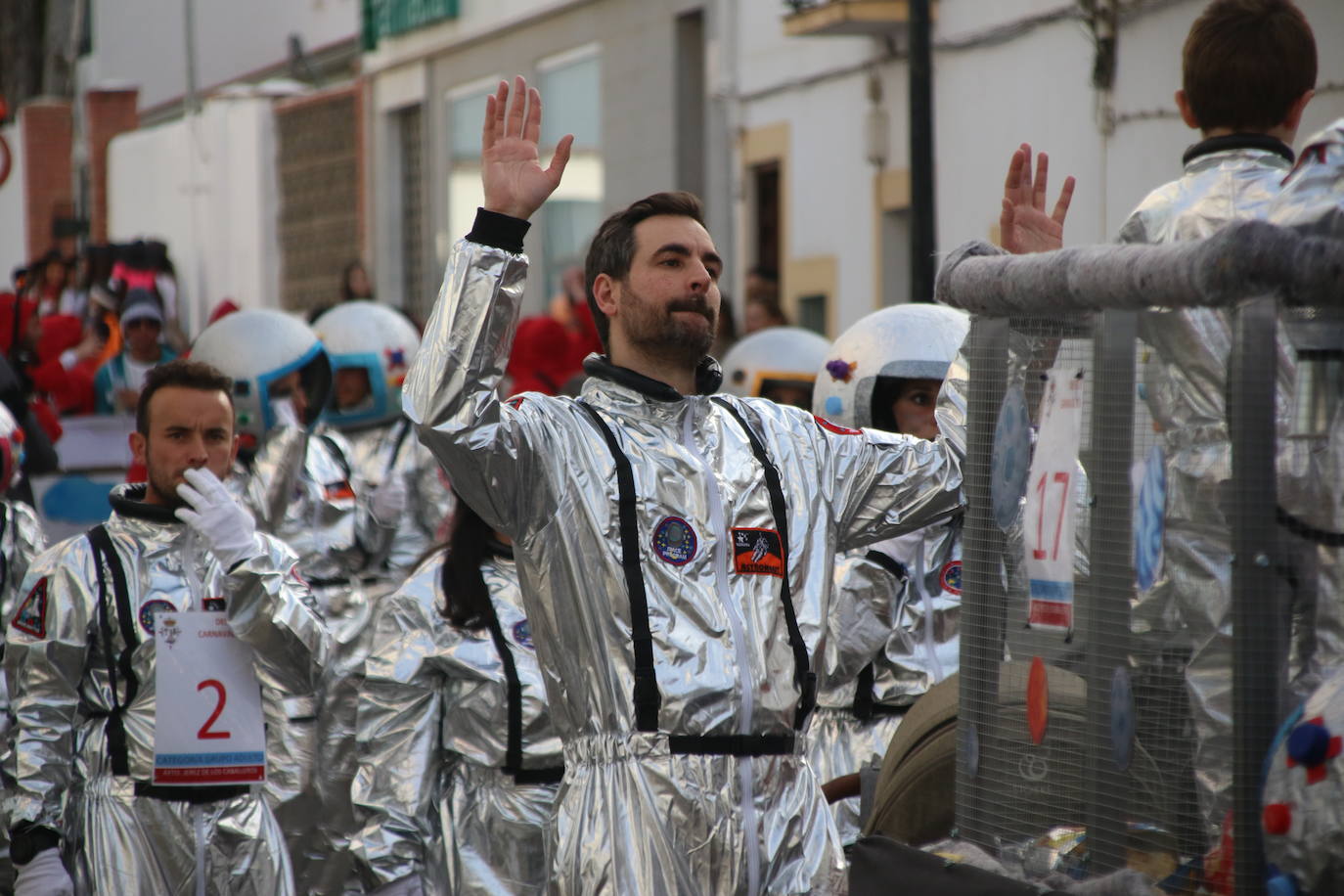 Fotos: El Carnaval vuelve a teñir de color y alegría las calles de Jerez