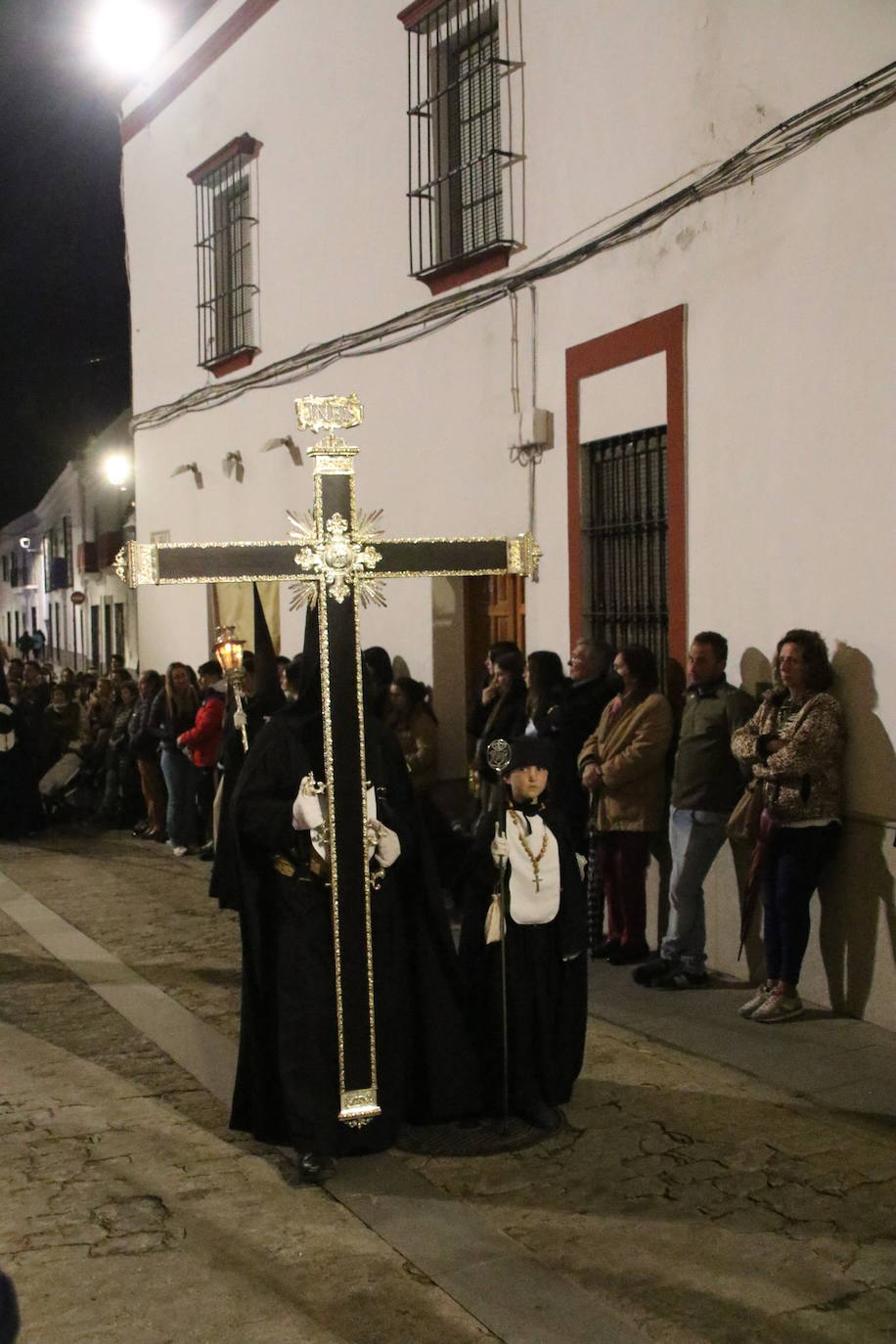 Fotos: Jerez vuelve a enmudecer ante Jesús Orando en el Huerto y Nuestra Señora del Silencio en una nueva noche de Martes Santo