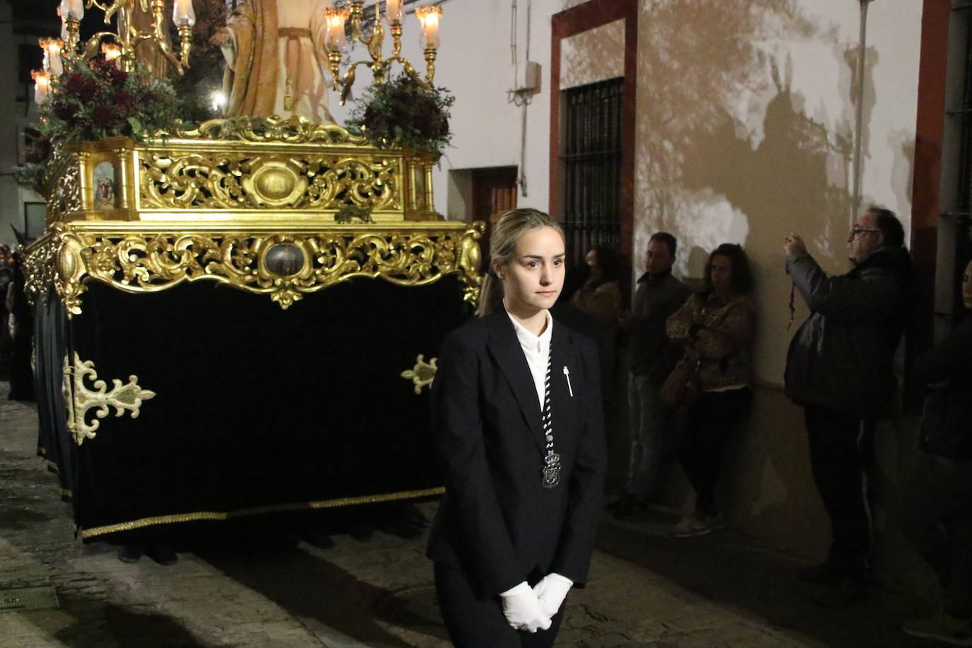 Fotos: Jerez vuelve a enmudecer ante Jesús Orando en el Huerto y Nuestra Señora del Silencio en una nueva noche de Martes Santo