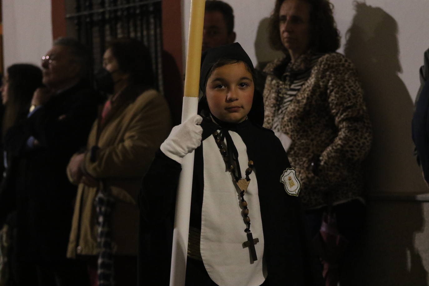 Fotos: Jerez vuelve a enmudecer ante Jesús Orando en el Huerto y Nuestra Señora del Silencio en una nueva noche de Martes Santo