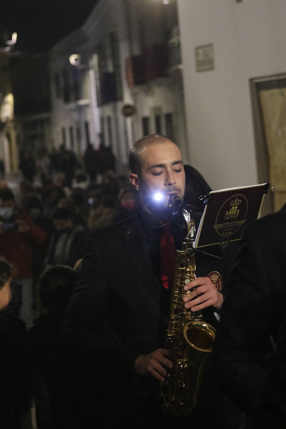 Fotos: Jerez vuelve a enmudecer ante Jesús Orando en el Huerto y Nuestra Señora del Silencio en una nueva noche de Martes Santo