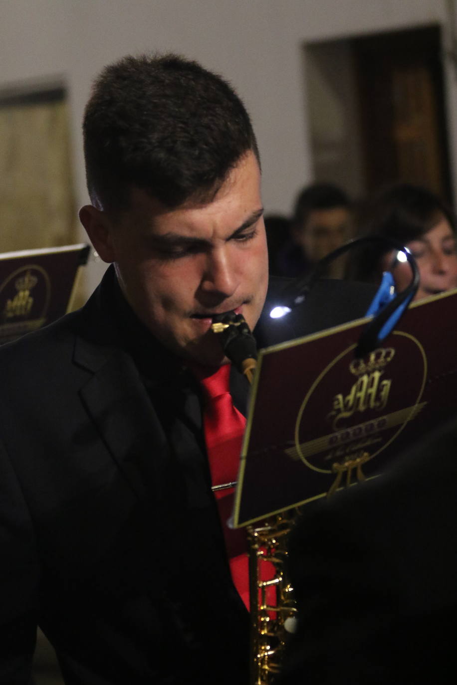 Fotos: Jerez vuelve a enmudecer ante Jesús Orando en el Huerto y Nuestra Señora del Silencio en una nueva noche de Martes Santo