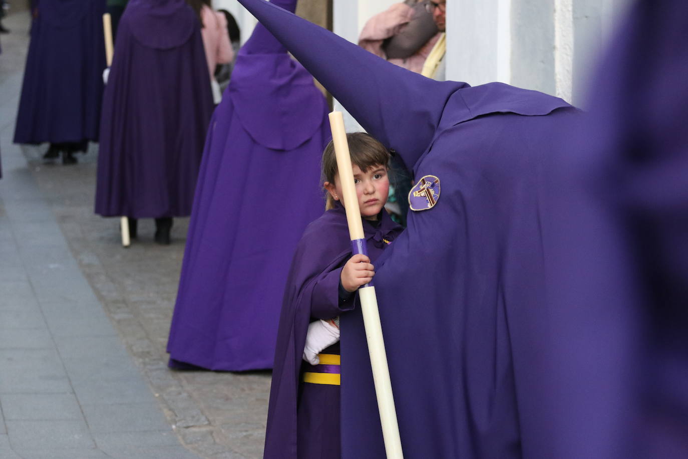 Fotos: El fervor envuelve la tarde de Viernes Santo en Jerez de los Caballeros