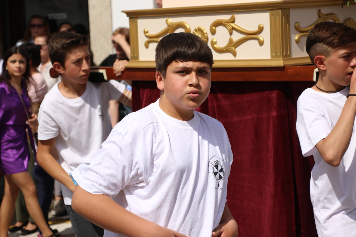Fotos: Jerez se despide de su Semana Santa más deseada con un espléndido Domingo de Resurrección