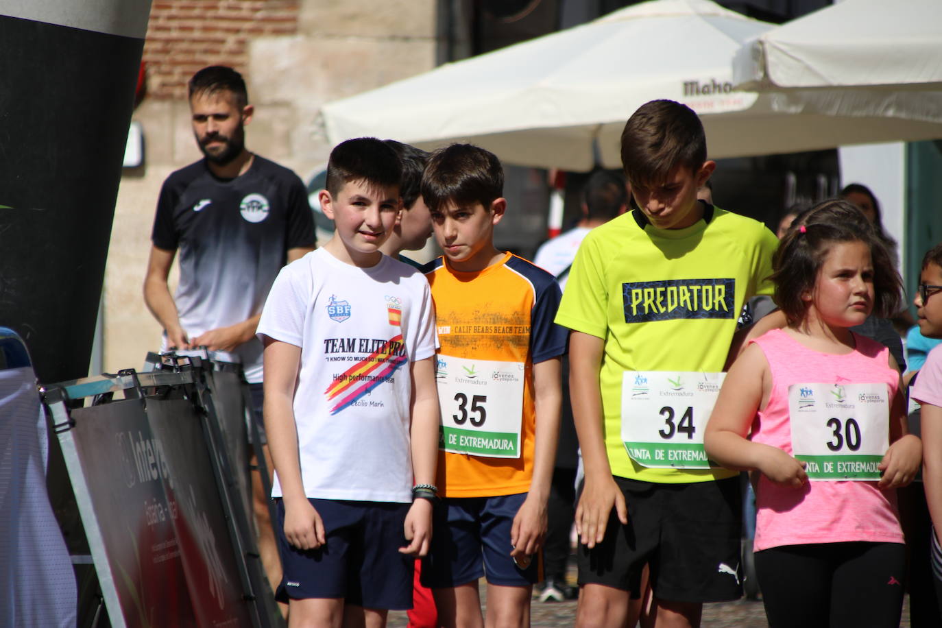 Fotos: Bruno Paixão y Anabel Benítez, vencedores de la XXIII Carrera Popular de Jerez de los Caballeros
