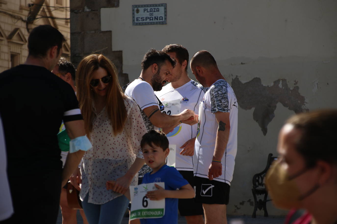 Fotos: Bruno Paixão y Anabel Benítez, vencedores de la XXIII Carrera Popular de Jerez de los Caballeros