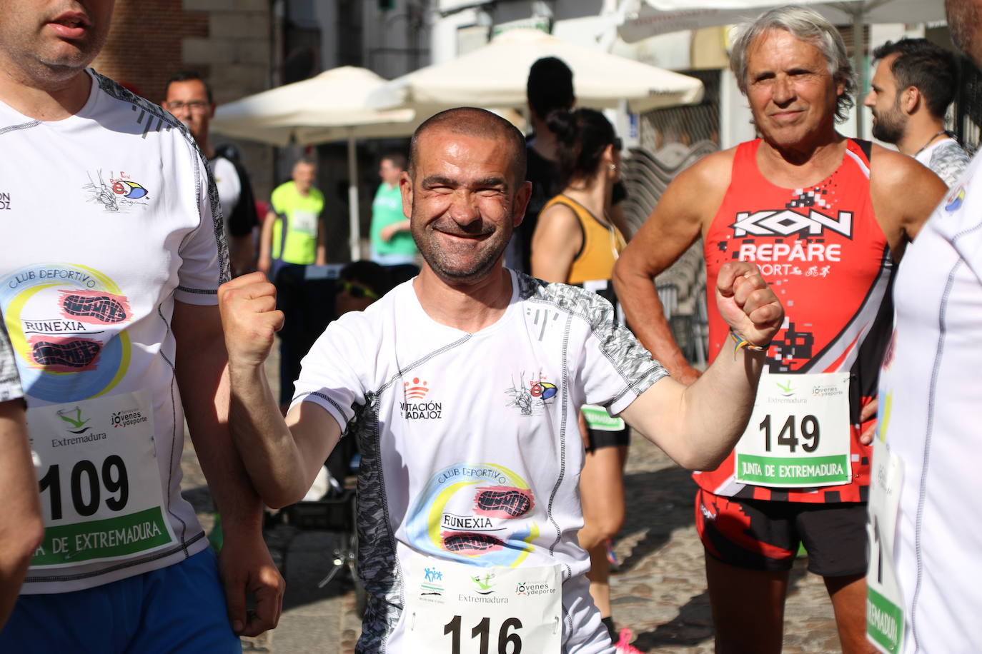 Fotos: Bruno Paixão y Anabel Benítez, vencedores de la XXIII Carrera Popular de Jerez de los Caballeros