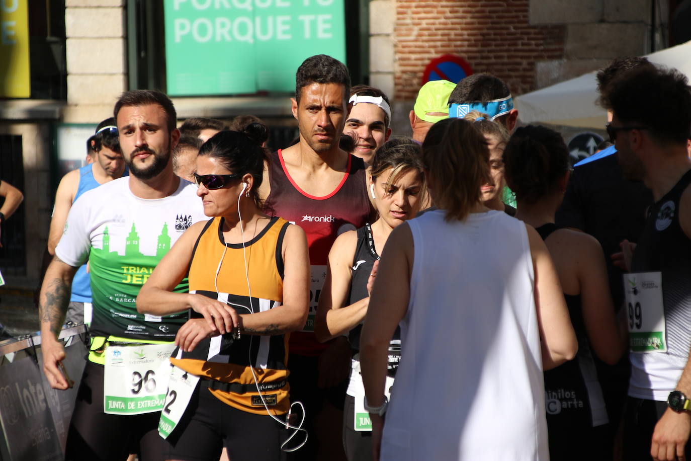 Fotos: Bruno Paixão y Anabel Benítez, vencedores de la XXIII Carrera Popular de Jerez de los Caballeros