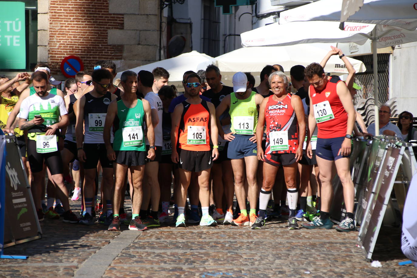Fotos: Bruno Paixão y Anabel Benítez, vencedores de la XXIII Carrera Popular de Jerez de los Caballeros