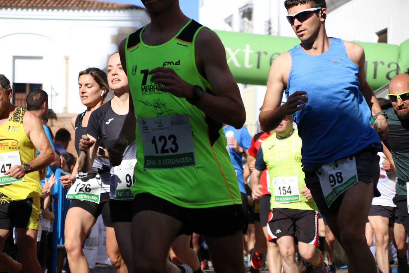Fotos: Bruno Paixão y Anabel Benítez, vencedores de la XXIII Carrera Popular de Jerez de los Caballeros