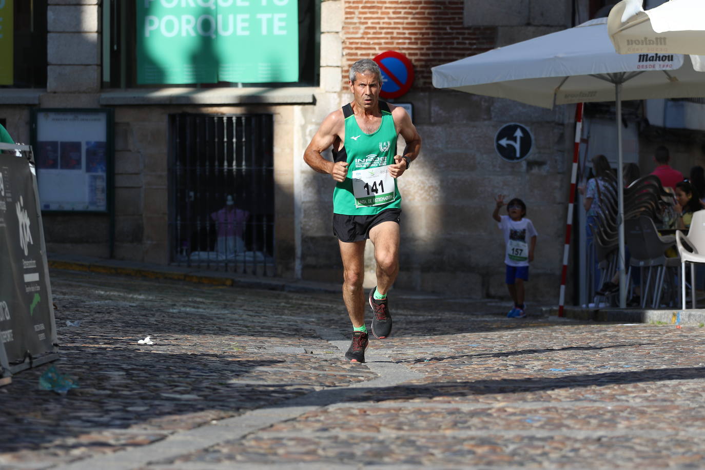 Fotos: Bruno Paixão y Anabel Benítez, vencedores de la XXIII Carrera Popular de Jerez de los Caballeros