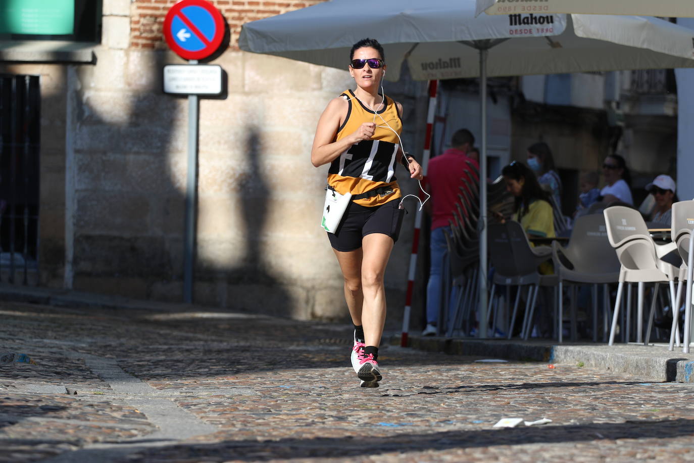 Fotos: Bruno Paixão y Anabel Benítez, vencedores de la XXIII Carrera Popular de Jerez de los Caballeros