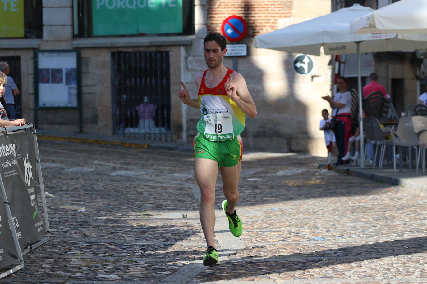 Fotos: Bruno Paixão y Anabel Benítez, vencedores de la XXIII Carrera Popular de Jerez de los Caballeros