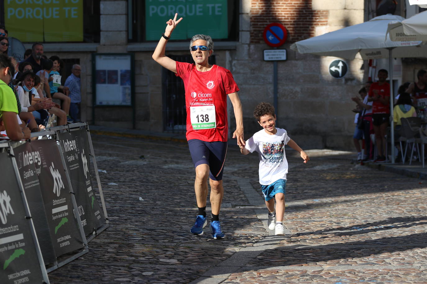 Fotos: Bruno Paixão y Anabel Benítez, vencedores de la XXIII Carrera Popular de Jerez de los Caballeros