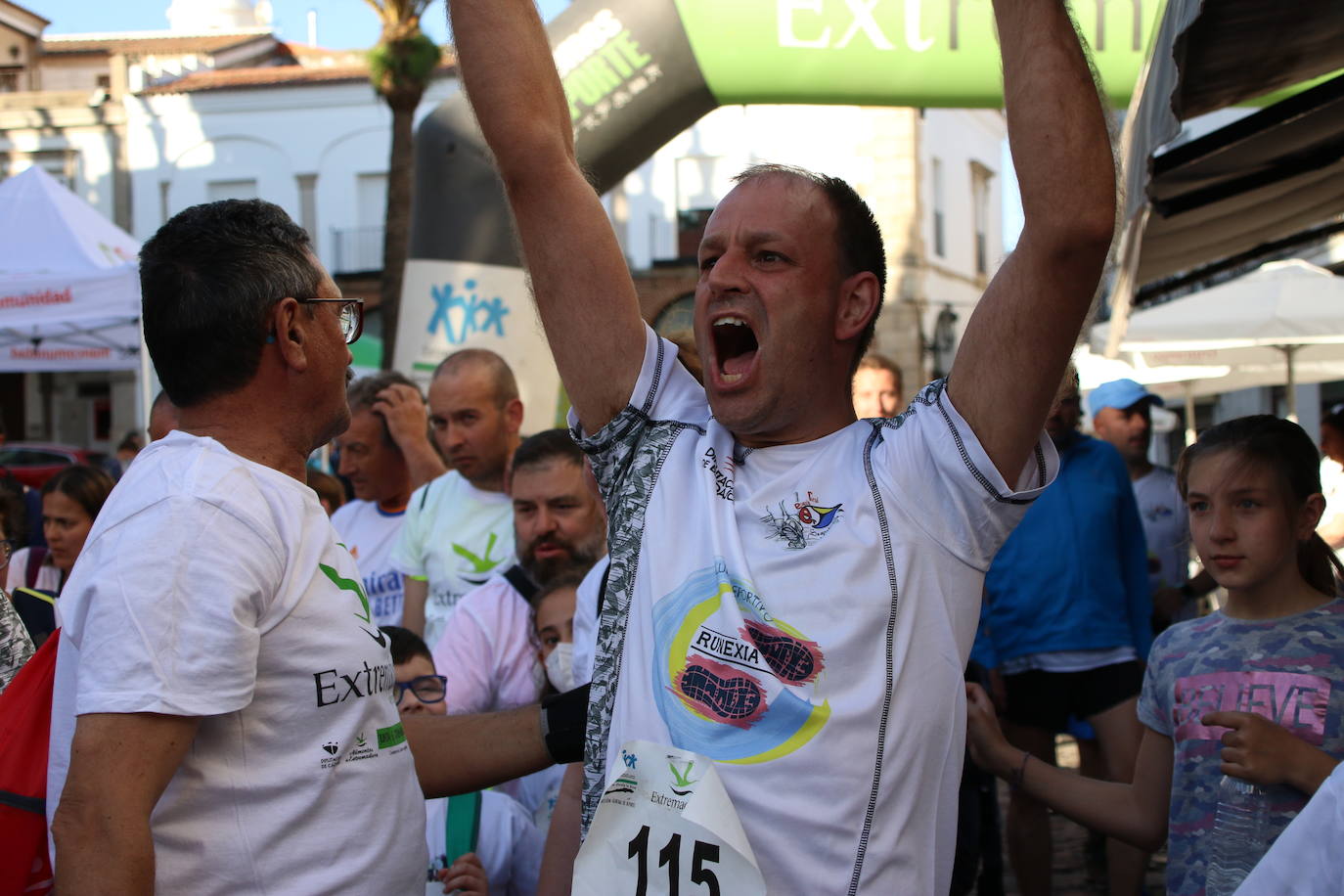 Fotos: Bruno Paixão y Anabel Benítez, vencedores de la XXIII Carrera Popular de Jerez de los Caballeros