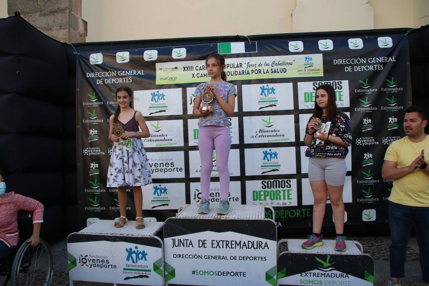 Fotos: Bruno Paixão y Anabel Benítez, vencedores de la XXIII Carrera Popular de Jerez de los Caballeros
