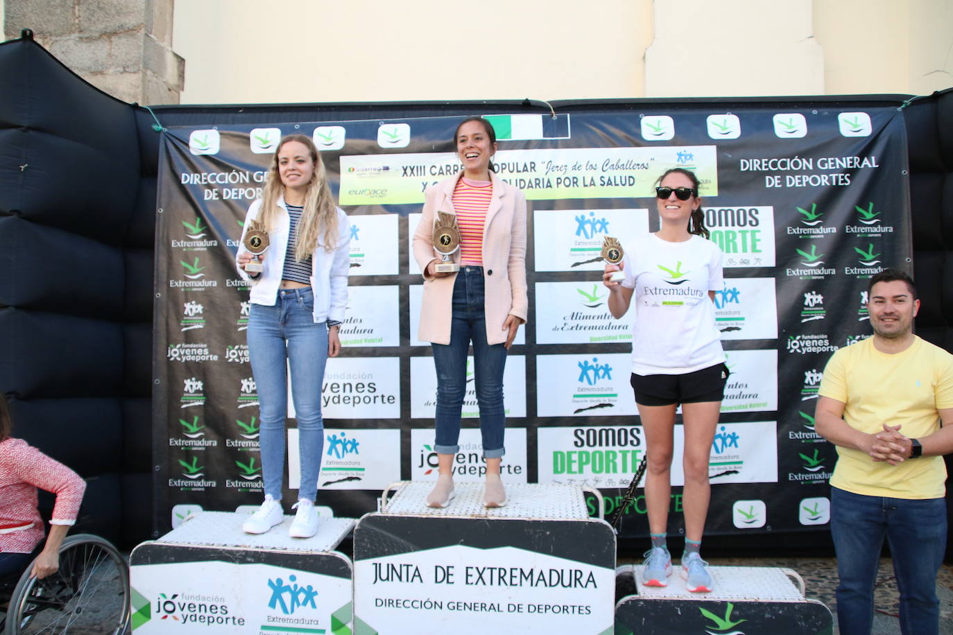 Fotos: Bruno Paixão y Anabel Benítez, vencedores de la XXIII Carrera Popular de Jerez de los Caballeros