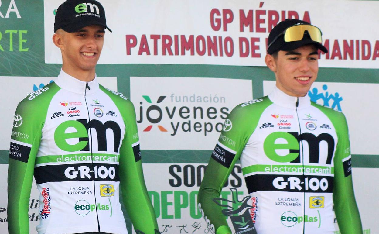 Pablo Antúnez, derecha. 