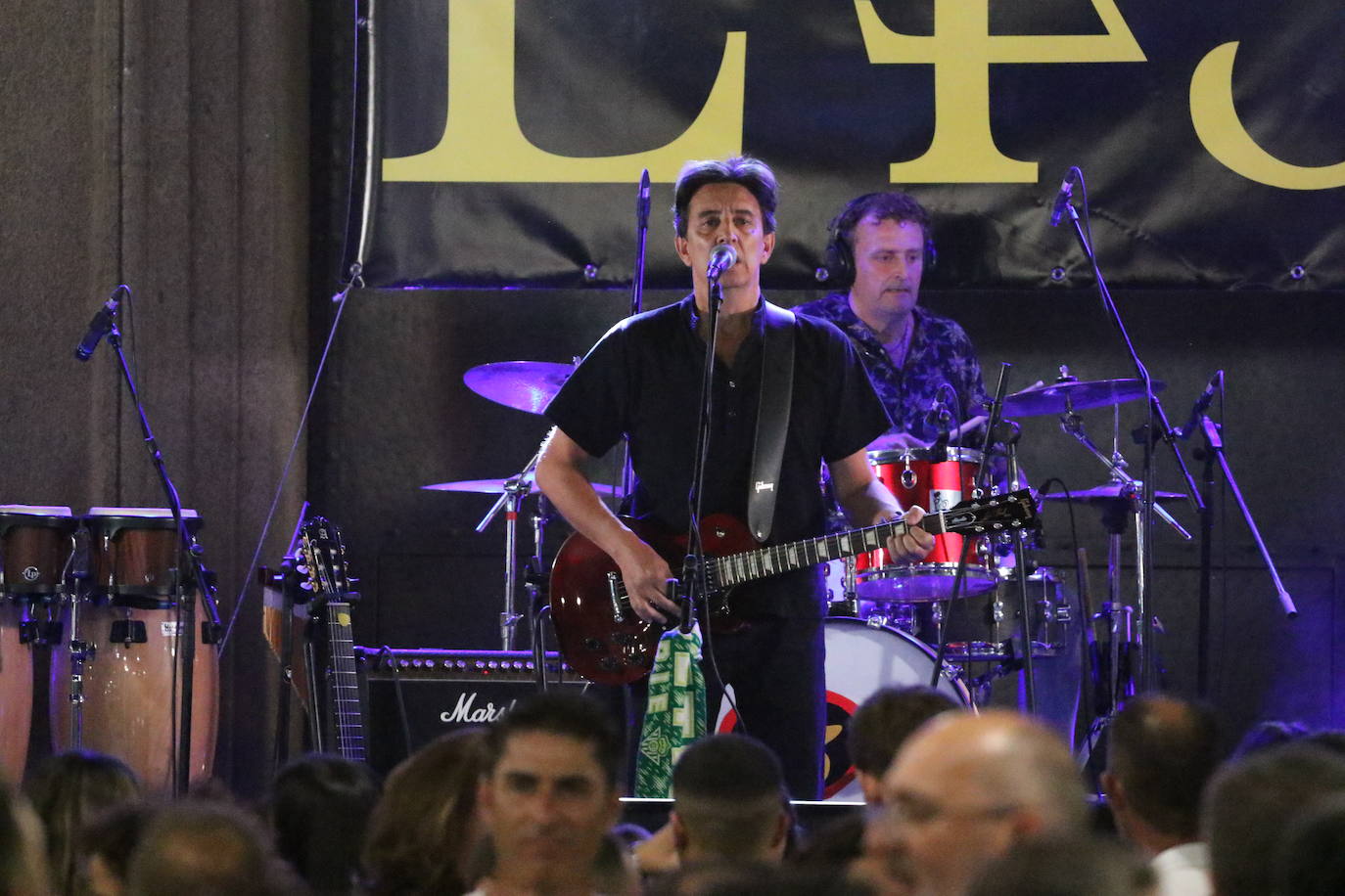 Fotos: La «velá» del barrio de Santa Catalina continúa este sábado con más música y animación