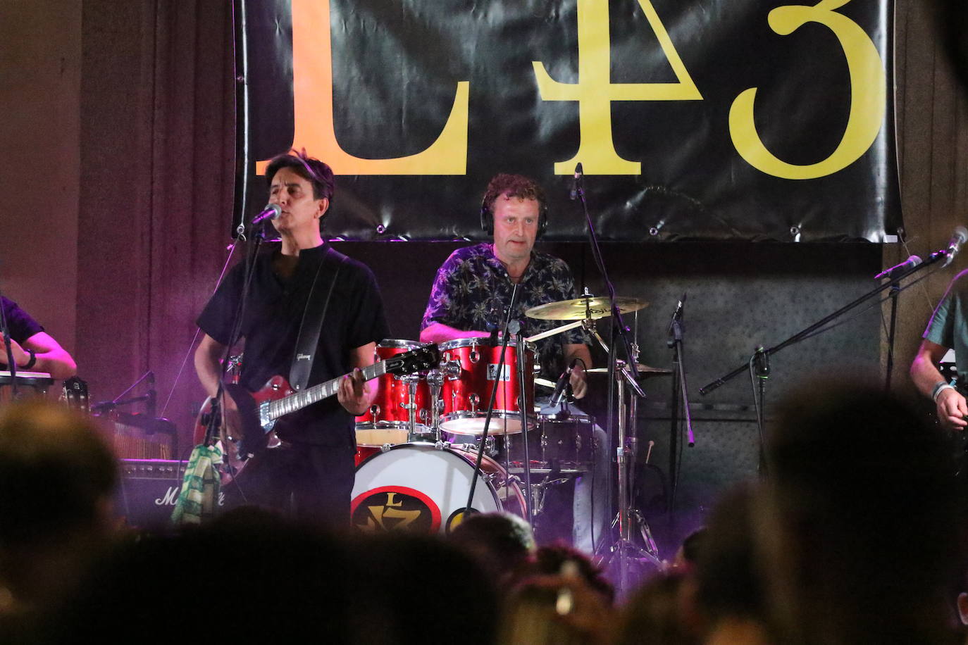 Fotos: La «velá» del barrio de Santa Catalina continúa este sábado con más música y animación