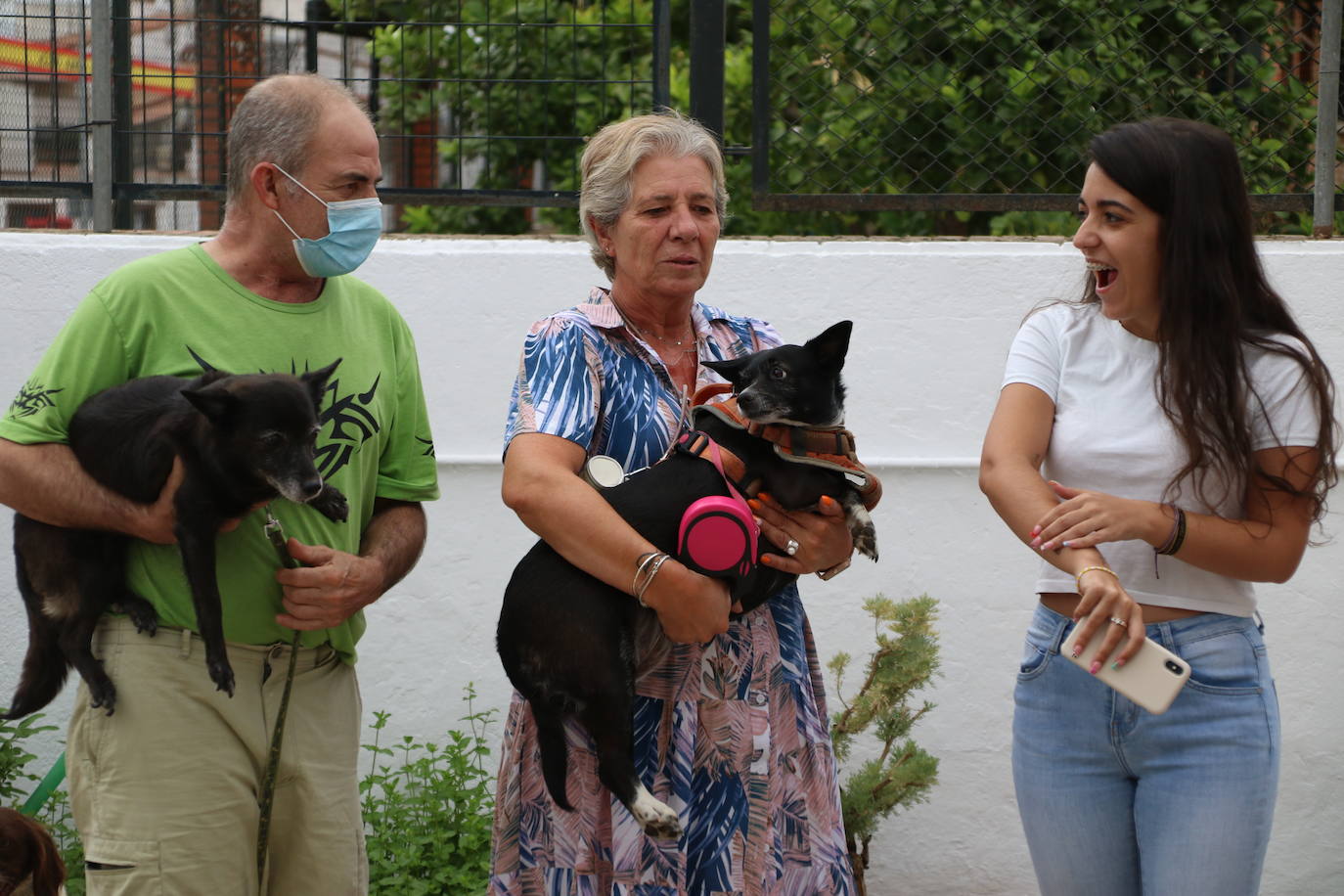 Fotos: La «velá» del barrio de San Roque continúa con la tradicional bendición de animales y los juegos infantiles