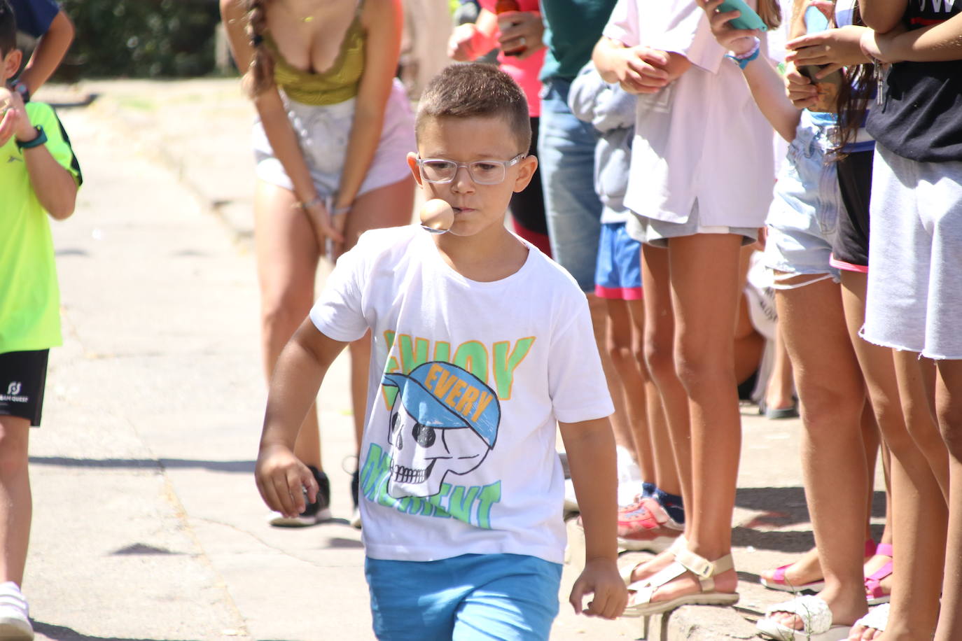 Fotos: La «velá» del barrio de San Roque continúa con la tradicional bendición de animales y los juegos infantiles