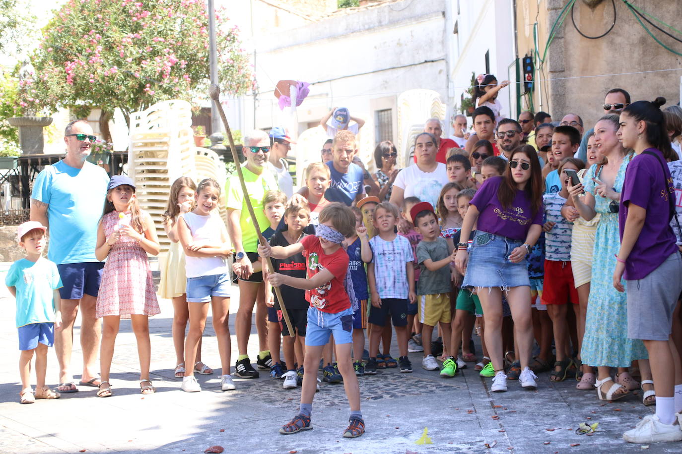 Fotos: El barrio de Santa María continúa este sábado con su tradicional «velá»