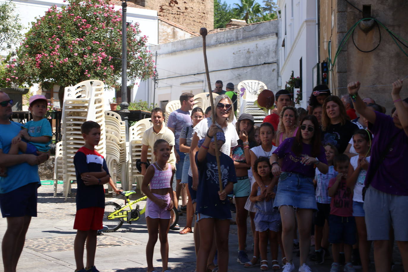 Fotos: El barrio de Santa María continúa este sábado con su tradicional «velá»