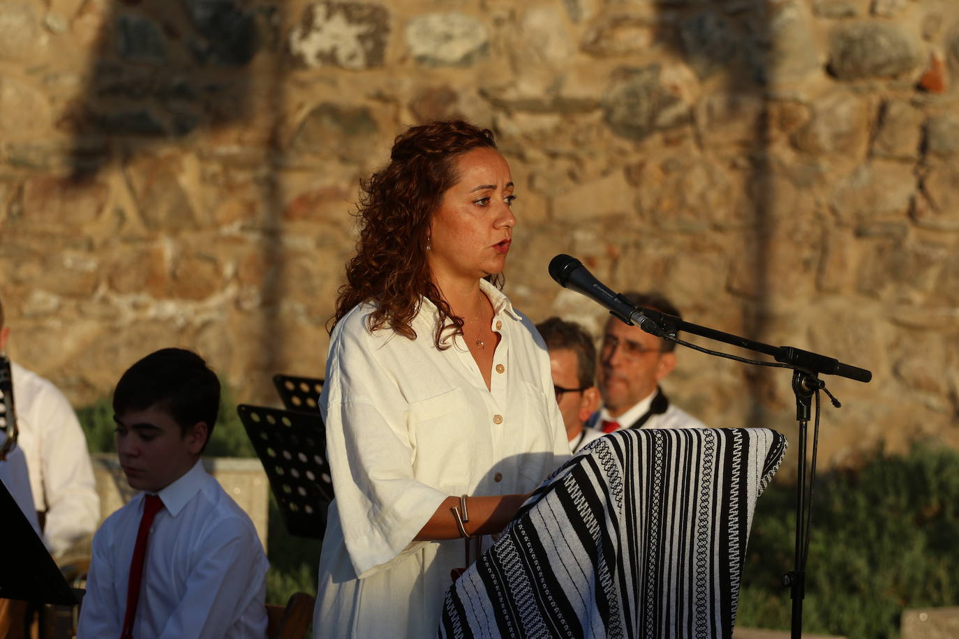 Fotos: Jerez de los Caballeros celebra el Día de Extremadura con un acto institucional en el Lienzo de Muralla