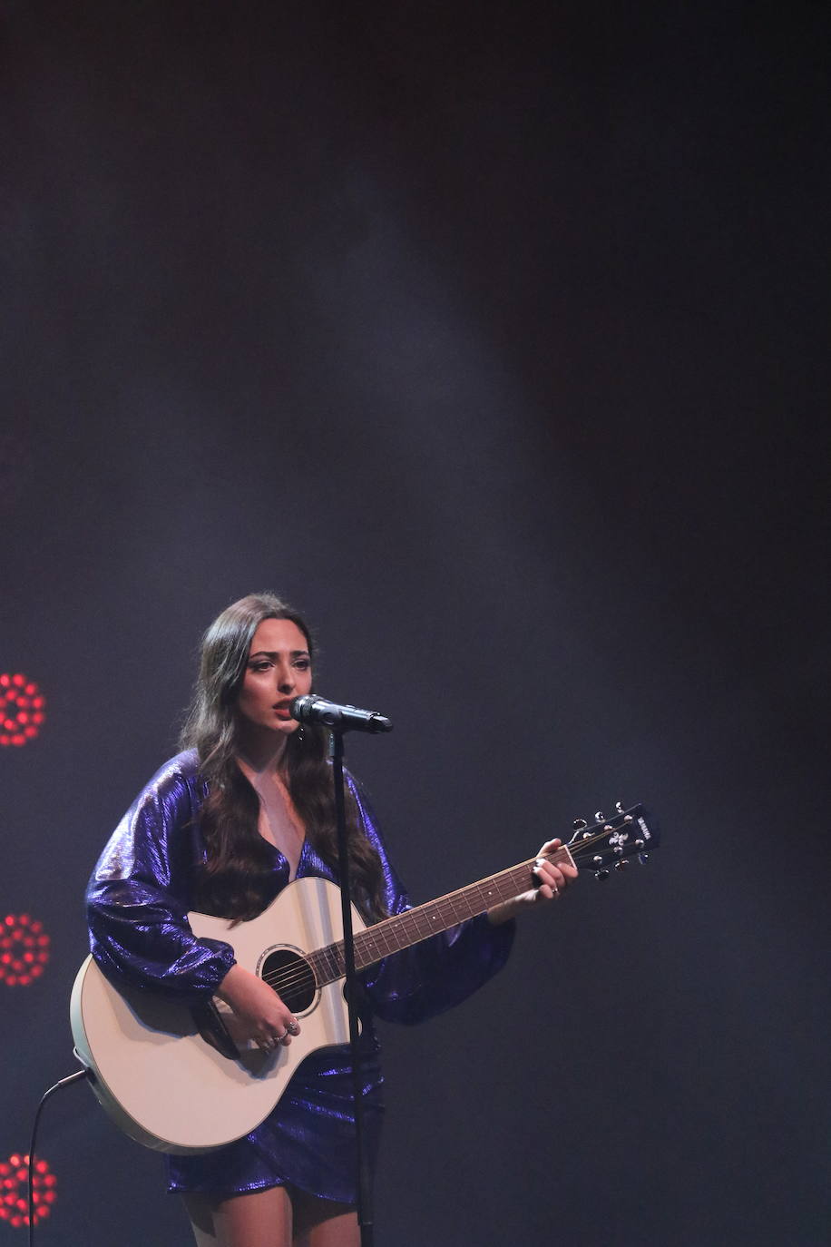 Fotos: Ana Nina, ganadora del Festival de la Canción de Extremadura 2022