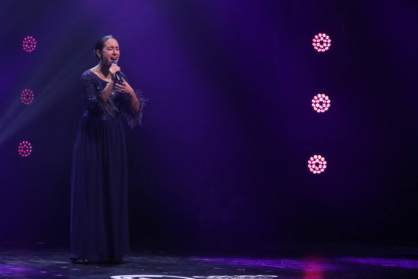 Fotos: Ana Nina, ganadora del Festival de la Canción de Extremadura 2022