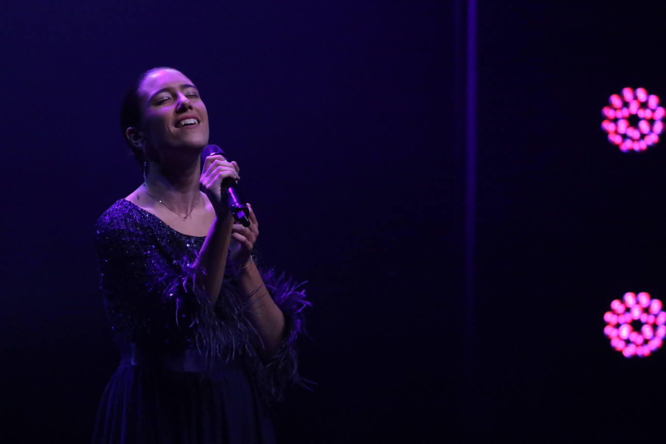 Fotos: Ana Nina, ganadora del Festival de la Canción de Extremadura 2022