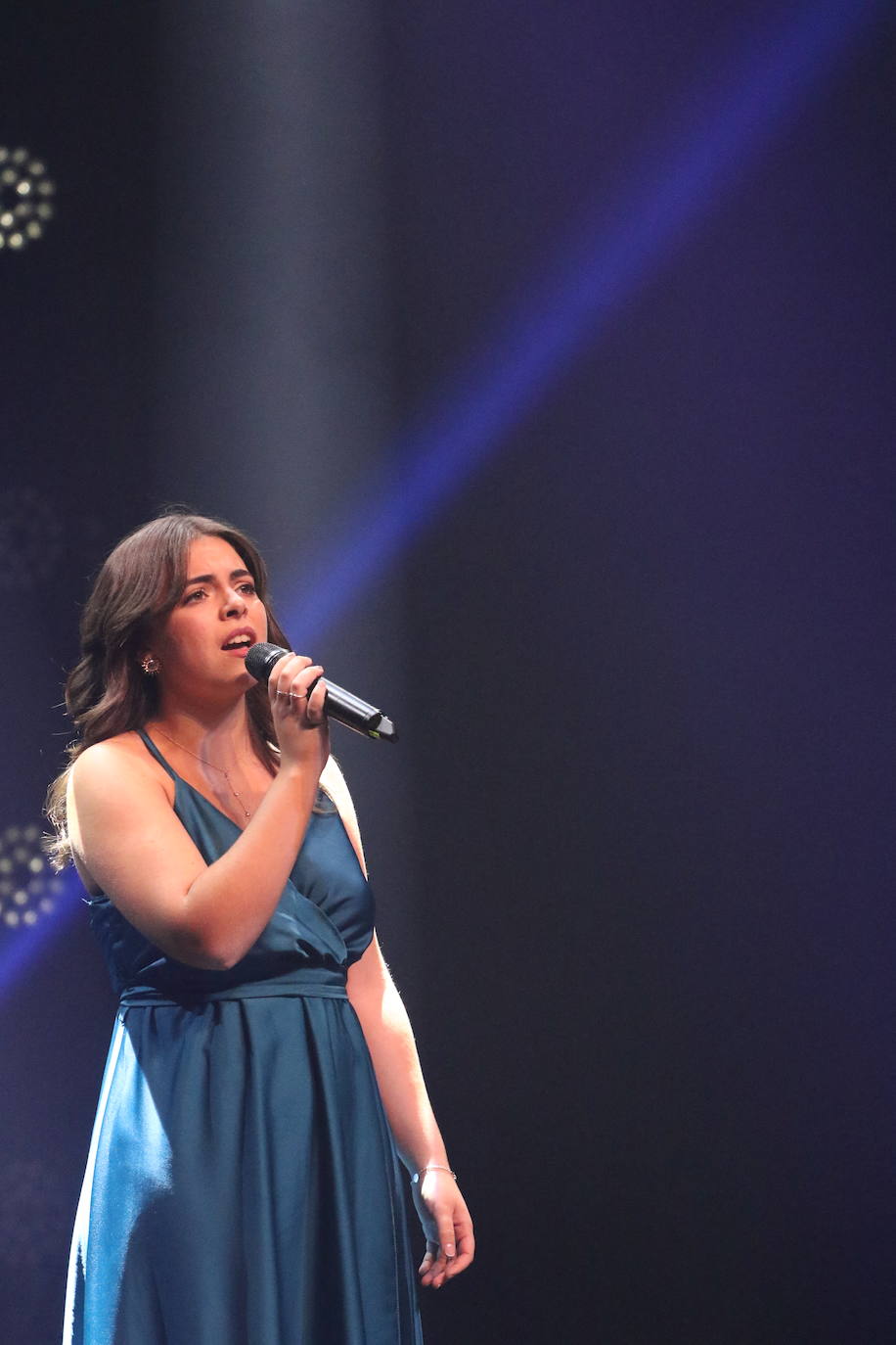 Fotos: Ana Nina, ganadora del Festival de la Canción de Extremadura 2022